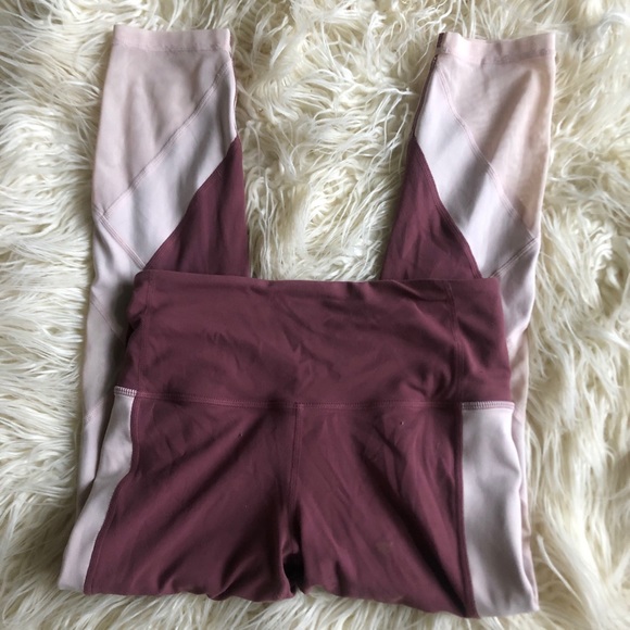Athleta color block cropped leggings - Picture 3 of 5